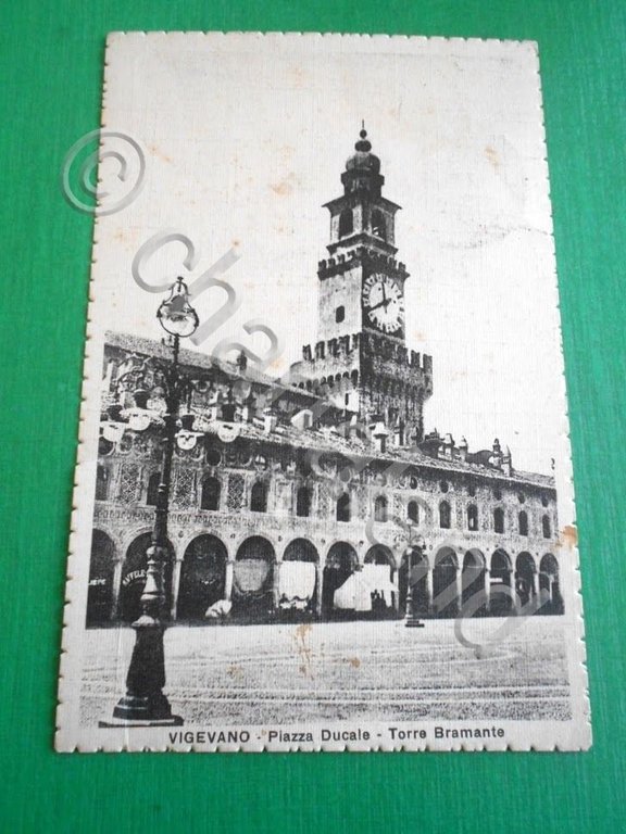 Cartolina Vigevano - Piazza Ducale - Torre Bramante 1932