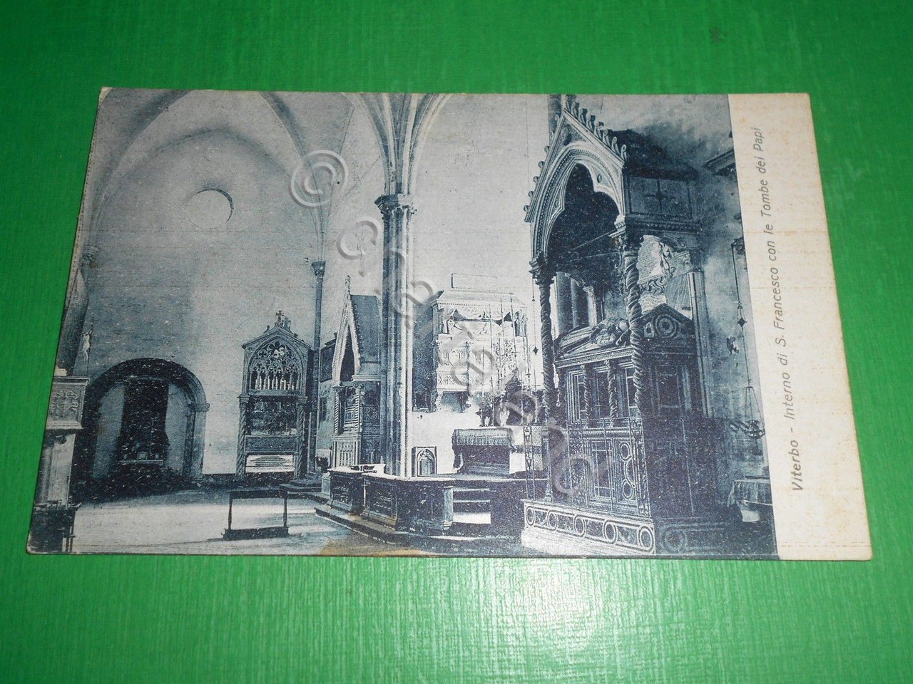 Cartolina Viterbo - Interno di S. Francesco con le Tombe …