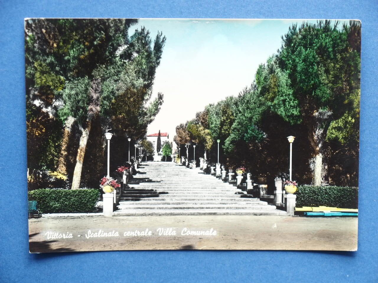 Cartolina Vittoria - Scalinata centrale Villa Comunale - 1956.
