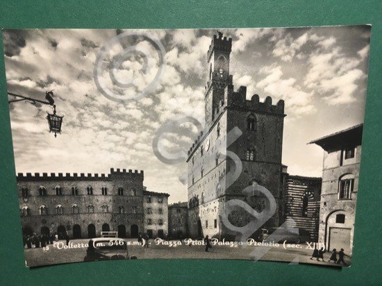 Cartolina Volterra - Piazza Priori Palazzo Pretorio - 1951