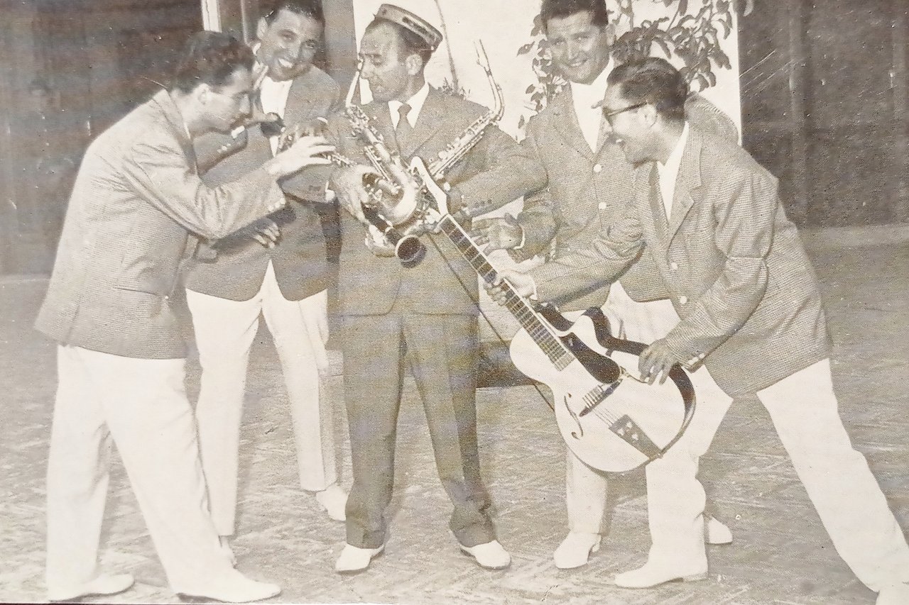 Cartoncino Fotografico hi-fi Records Music - Cantante Ruggero Oppi - … | Immagine principale