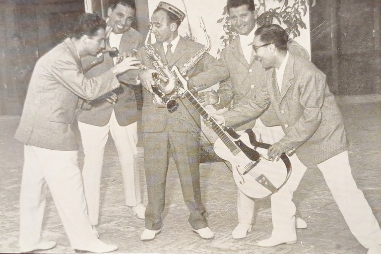 Cartoncino Fotografico hi-fi Records Music - Cantante Ruggero Oppi - … | Immagine Gallery 3