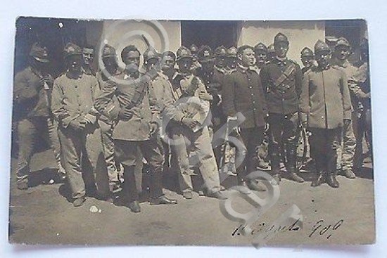 Foto Cartolina - gruppo di militari in uniforme 1909