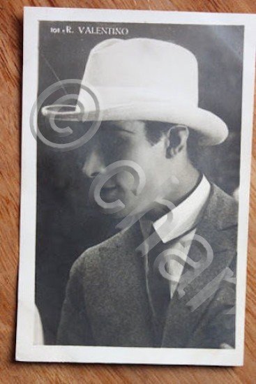 Foto cartolina attori ritratto - Rodolfo Valentino - anni '20