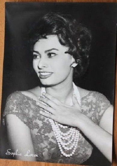 Foto cartolina Attrice italiana Sophia Loren anni '50