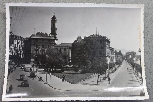 Foto d'archivio per cartolina Piemonte incrocio anni '50 Ivrea