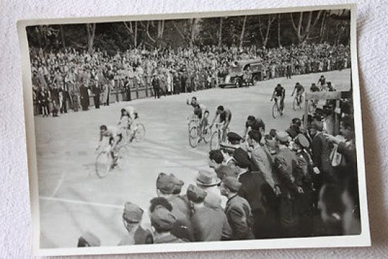 Foto d'epoca Argo - corsa ciclistica degli Assi a Milano … | Immagine Gallery 1