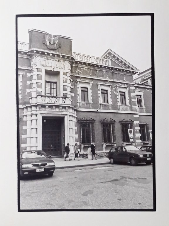 Foto di Maurizio Totaro - Varese - Il Palazzo di Giustizia - Anni '90