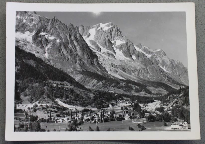 Foto Montagna Courmayeur 1950 - Entrèves villaggio e Grandes Jorasses | Immagine principale