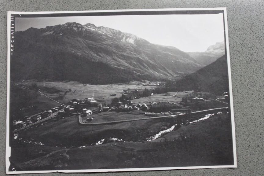 Foto Montagna Valle d'Aosta 1968 La Thuile - panoramica valle