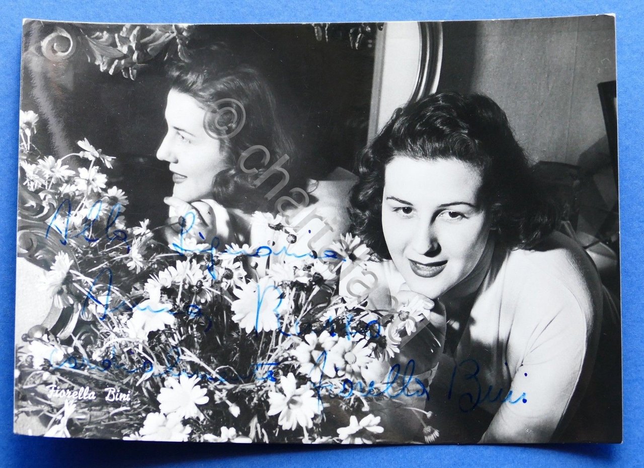 Fotocartolina con Autografo della cantante Fiorella Bini - 1955 ca. | Immagine principale