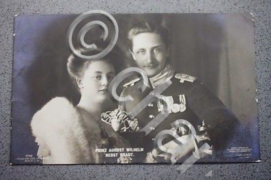 Fotocartolina principe Augusto di Prussia con consorte 1908