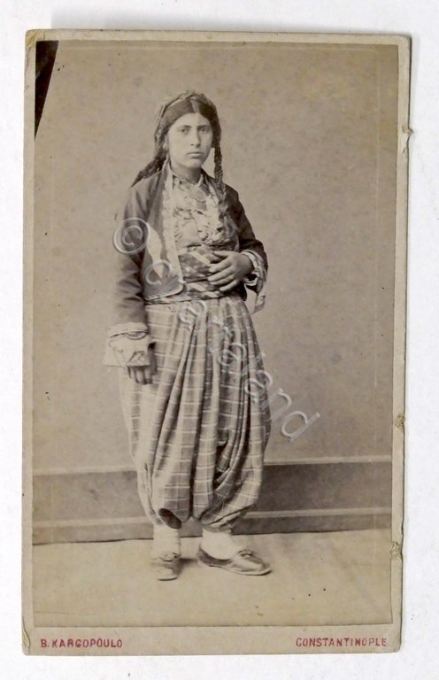 Fotografia albumina - Paesana greca - Dintorni di Costantinopoli - …