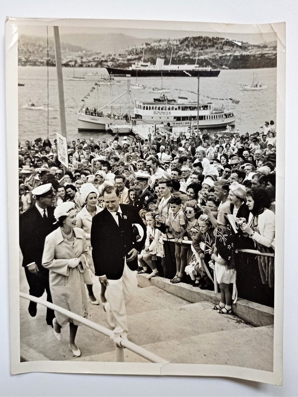 Fotografia British Crown Copyright - Regina Elisabetta in Tasmania - …