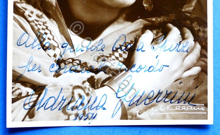 Fotografia con Autografo della cantante lirica soprano Adriana Guerrini - … | Immagine Gallery 3