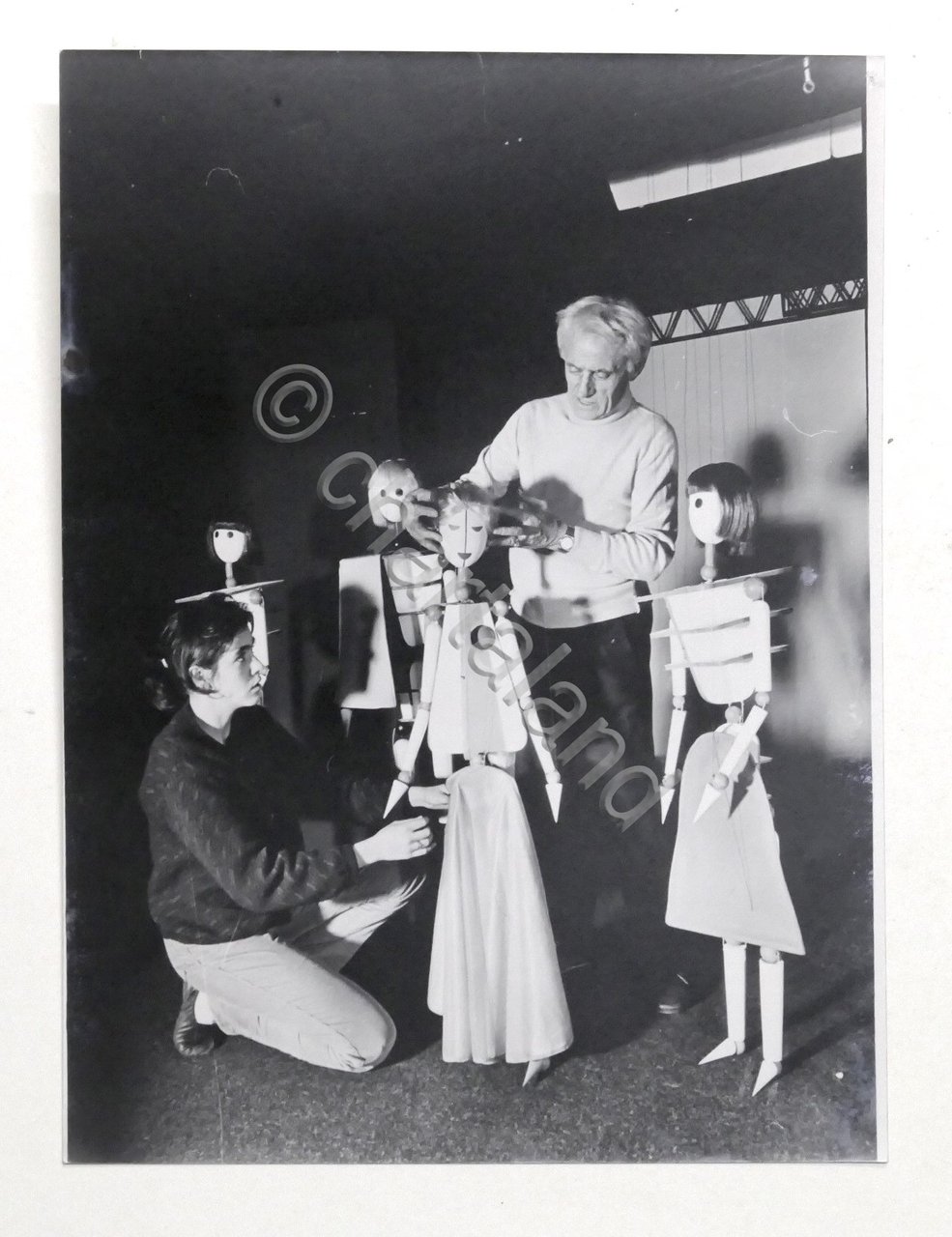 Fotografia Famiglia Colla burattini pittore L. Veronesi per Il Drago … | Immagine principale