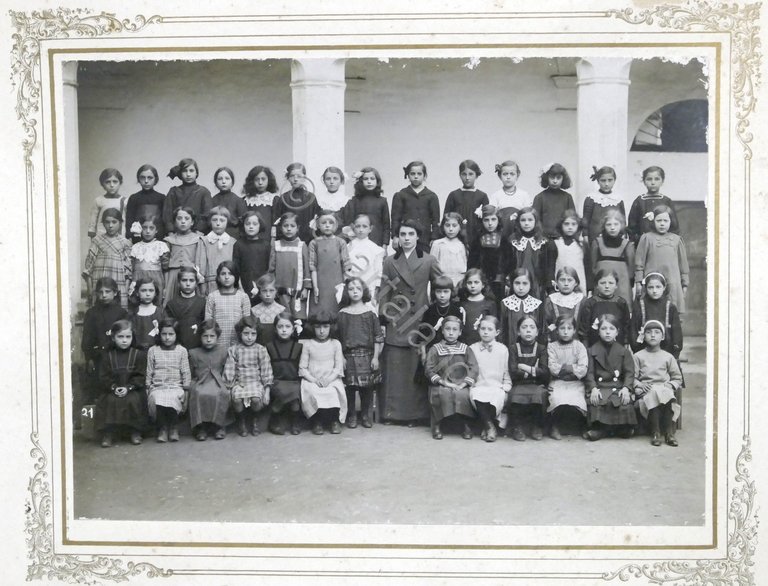 Fotografia Scuole Elementari Novi Ligure - anni '20