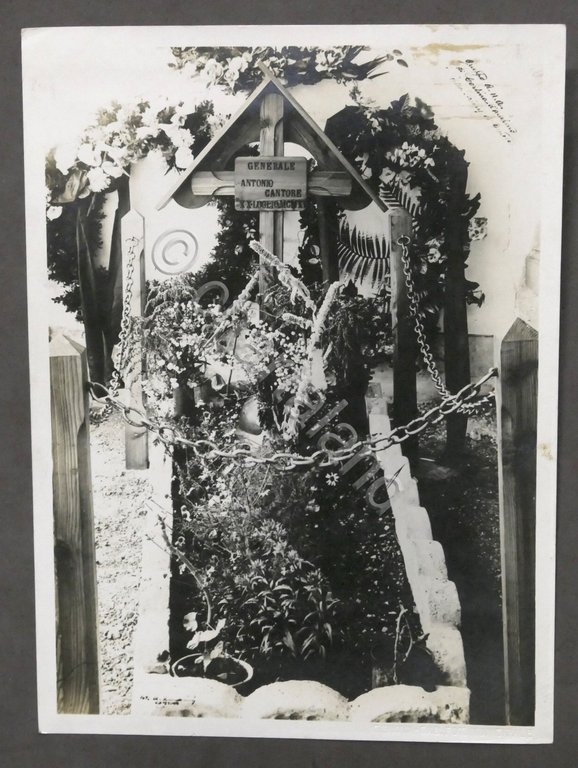 Fotografie monumento e tomba Generale Antonio Cantore Cortina d'Ampezzo anni … | Immagine Gallery 6