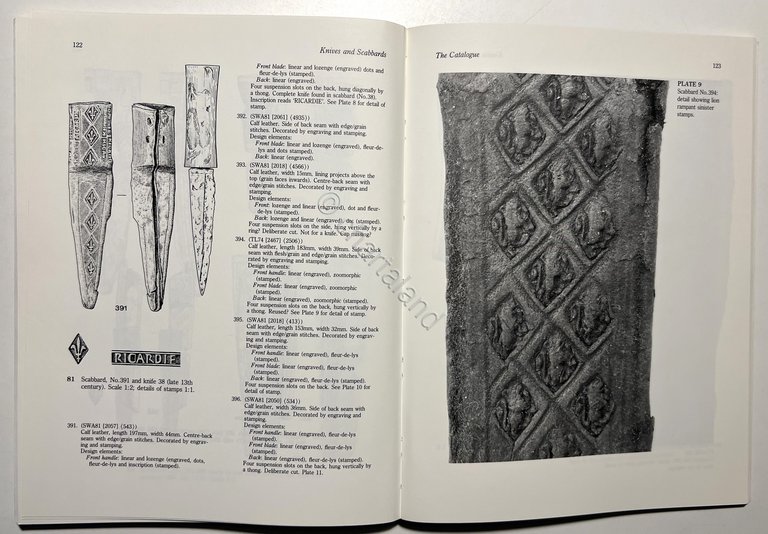 J. Cowgill, M De Neergaard & N. Griffith - Knives … | Immagine Gallery 5