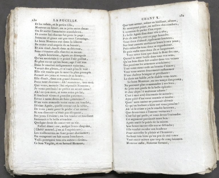 La pucelle de Voltaire poeme en vingt-un Chants avec les …