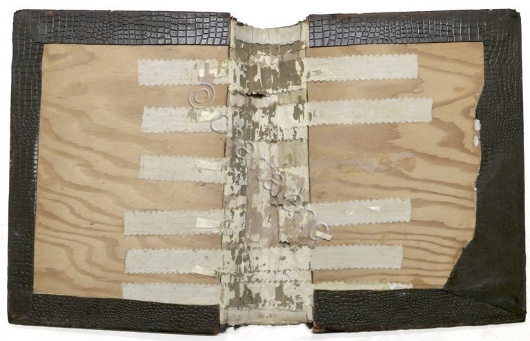 Legatura antica in piena pelle Secolo XVII