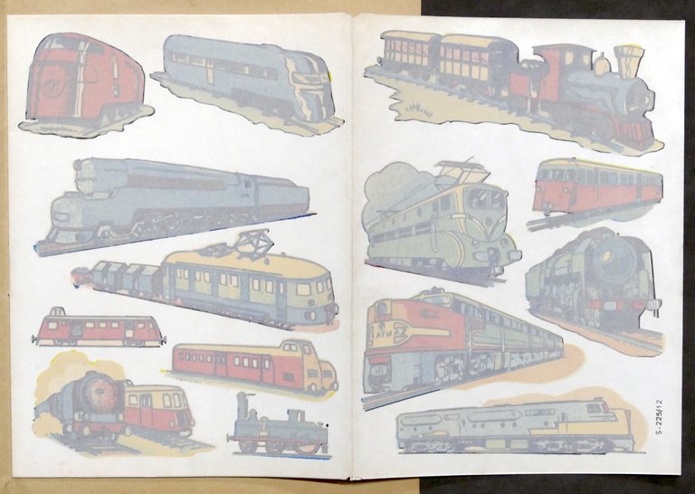 Libretto Decalcomanie - Trains - Treni - anni '50