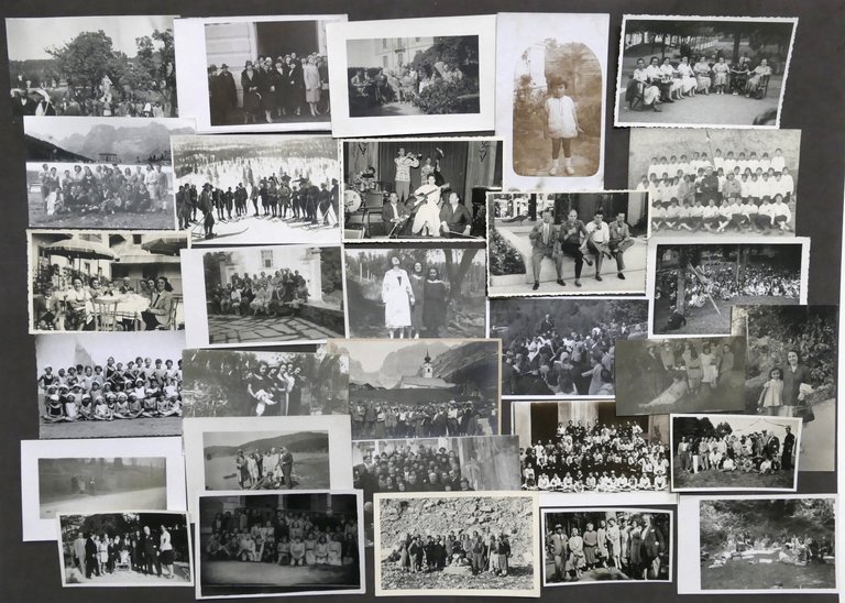 Lotto 61 Fotografie animate gruppi di persone - ritratti - …