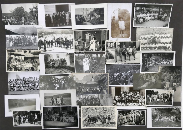 Lotto 61 Fotografie animate gruppi di persone - ritratti - …