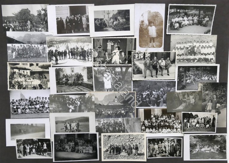 Lotto 61 Fotografie animate gruppi di persone - ritratti - …