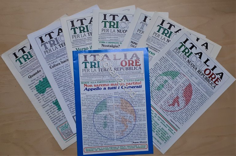 Lotto 9 fascicoli - Rivista Italia Tricolore per la Terza …