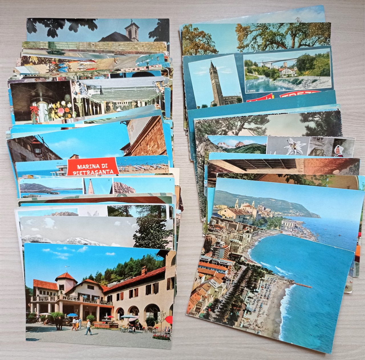 Lotto Cartoline 100 pz. - Formato Grande a colori 1950/1980 …