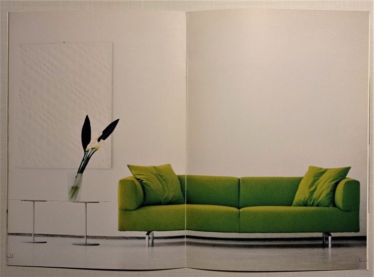 Pubblicita Brochure Cassina - 250 Met: Design Piero Lissoni with …