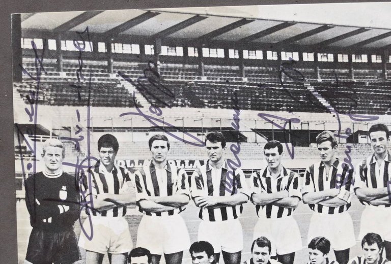 Calcio - 10 autografi Juventus 1967 - 1968 - Salvadore …