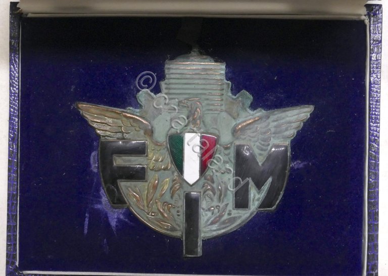 Targa in metallo - Federazione Motociclistica Italiana - 1946 ca. | Immagine Gallery 3