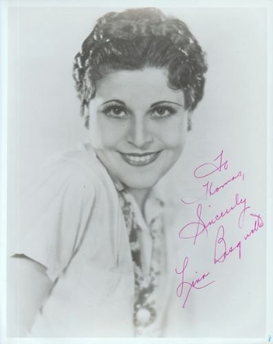 Fotografia autografata dell'attrice.
