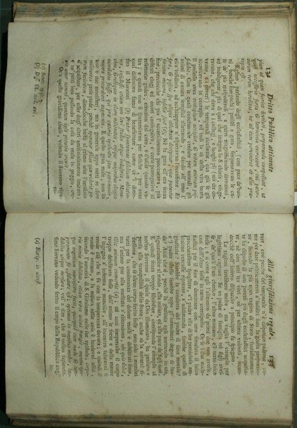 Dritto pubblico su la proibizione de' nuovi aquisti ai collegj …