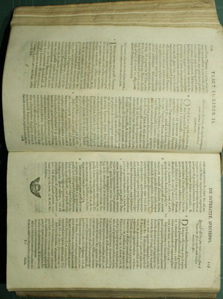 R.P. Vincentii Tancredi Panormitani Societatis Iesu Theologi Tractatus IV De …