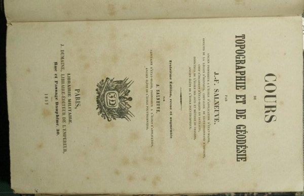 Cours de topographie et de geodesie
