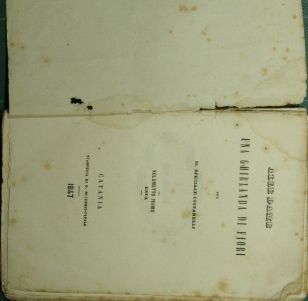 Alle dame una ghirlanda di fiori