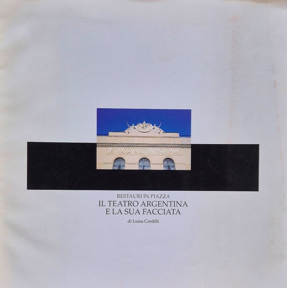 Il teatro Argentina e la sua facciata
