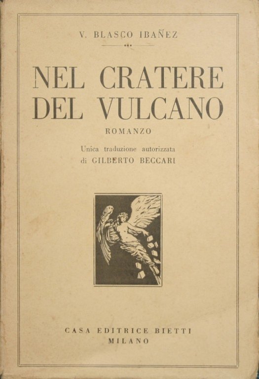 Nel cratere del vulcano