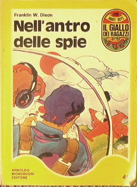 Nell'antro delle spie | Immagine principale