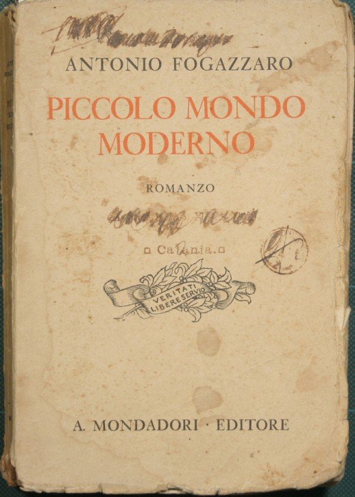 Piccolo mondo moderno