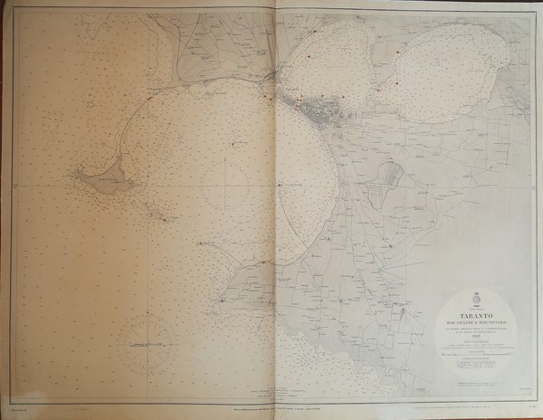 Taranto Mare grande e mare piccolo