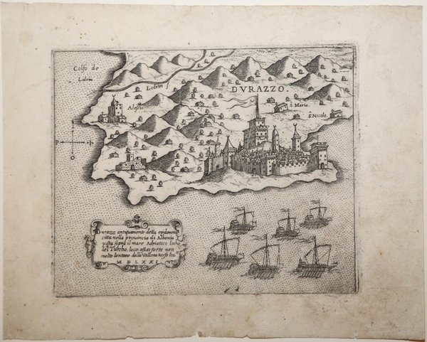 Durazzo antiquamente detta epidamna citta nella provincia di Albania .