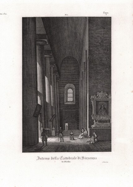 Interno della Cattedrale di Siracusa in Sicilia