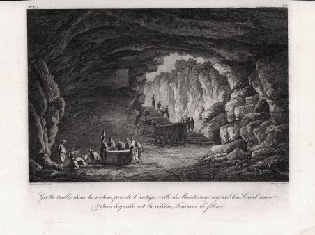 Grotte taillée dans les rochers.aujourd'hui, Casal nuovo & dans laquelle …