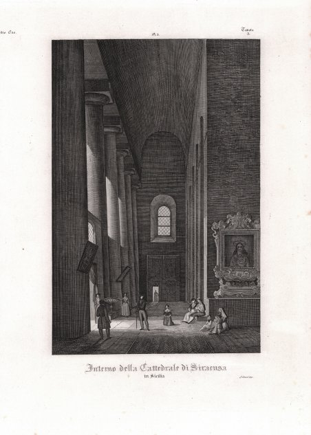 Interno della Cattedrale di Siracusa in Sicilia