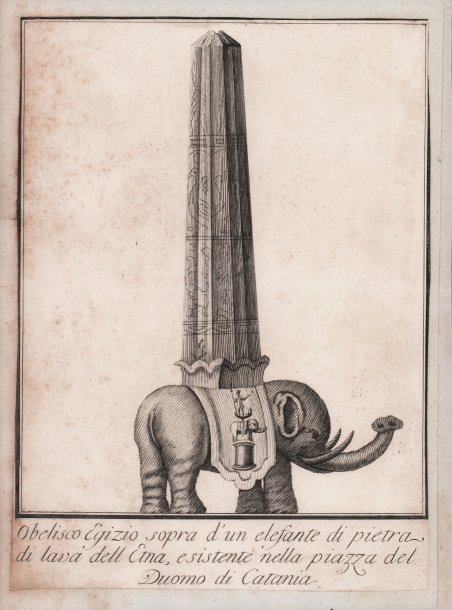Obelisco Egizio sopra d'un elefante di pietra di lava dell'Etna, … | Immagine principale