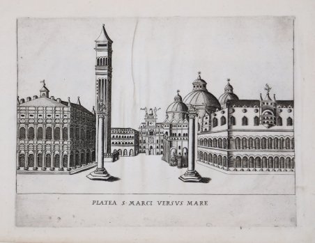 Platea S. Marci versus mare